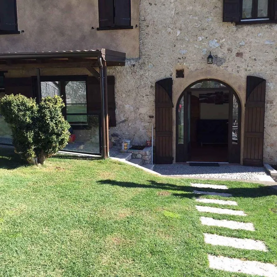 Apartment In Tremosine/Gardasee 22278 Tremosine